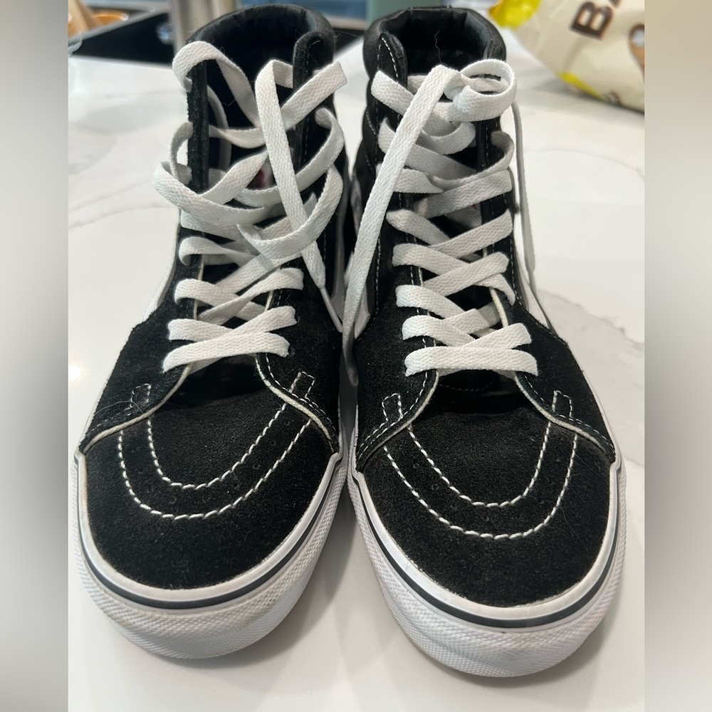 Vans Skate Sk8-Hi Shoes - size Men’s 7/Women’s 8.5